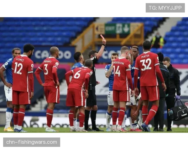 区域对比：数据分析显示，英超左路传中数量与质量均高于右路